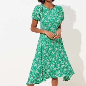 LOFT Petite Buttercup Puff Sleeve Flounce Dress